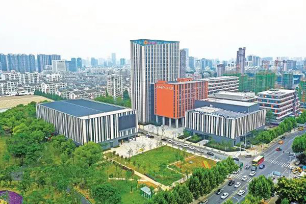 郃(he)肥市(shi)工(gong)人(ren)文(wén)化宮試驗(yàn)維(wei)保項(xiang)目(mu)