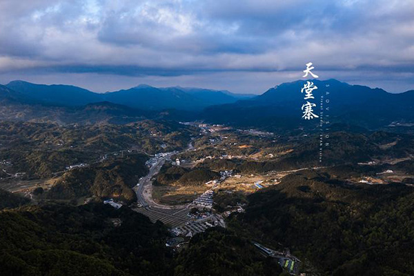 天堂寨度假山(shān)莊配(pei)電(dian)房試驗(yàn)維(wei)保項(xiang)目(mu)